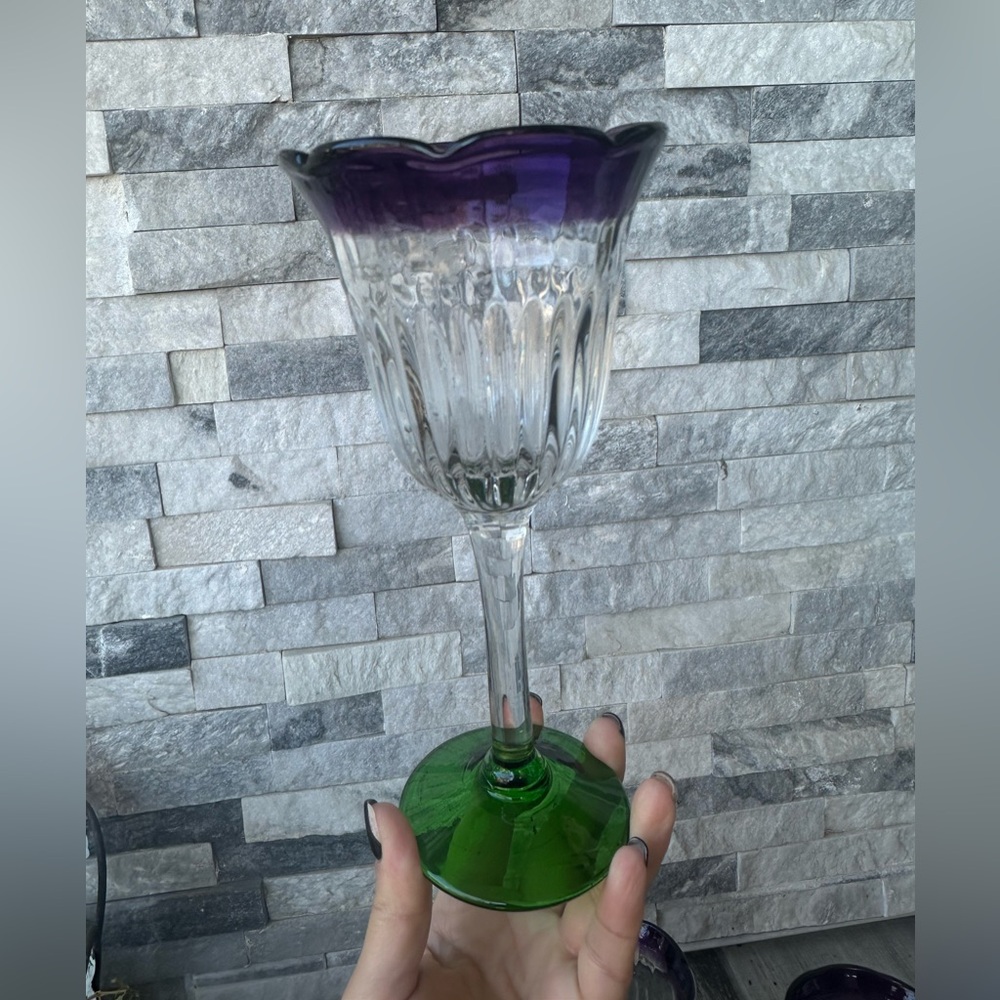 Anthropologie Saintpaulia Wine Tulip Handblown  Glass Set of 4 - Picture 7 of 11